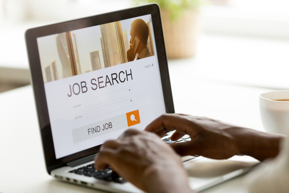 10 High-Demand Jobs in Canada for 2025 (That Pay Over \$70K!)