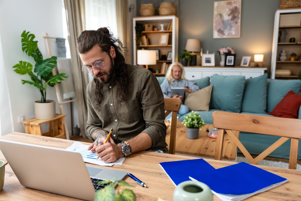 Side Hustles That Can Turn Into Full-Time Jobs
