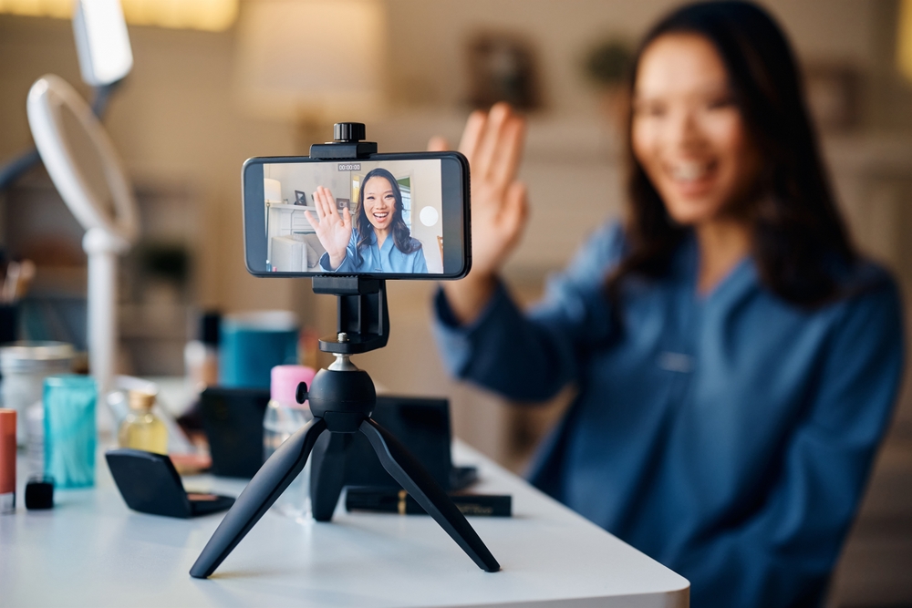 Side Hustles That Can Turn Into Full-Time Jobs