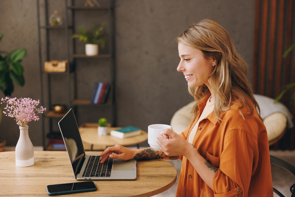 Remote Jobs vs. Office Jobs: Which Is Better?